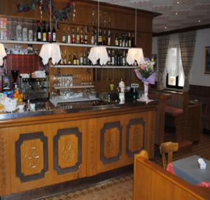 卡纳泽伊 Bernard酒店 外观 照片